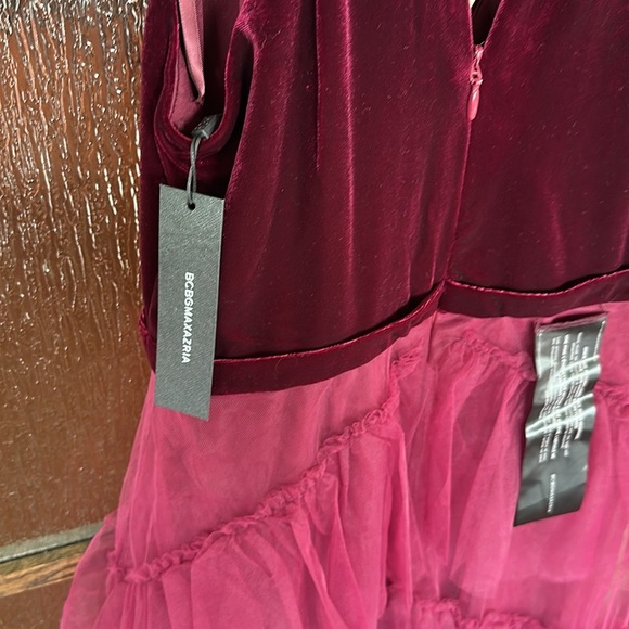 Revolve BCBGMAXAZRIA Velvet Tull Tired Fit & Flare Long Dress Gown Size M - Picture 12 of 14